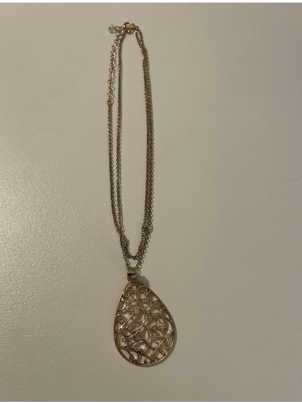 Vintage Arabesque Drop Chain Gold Tone Teardrop Victorian Revival Stackable 15.5
